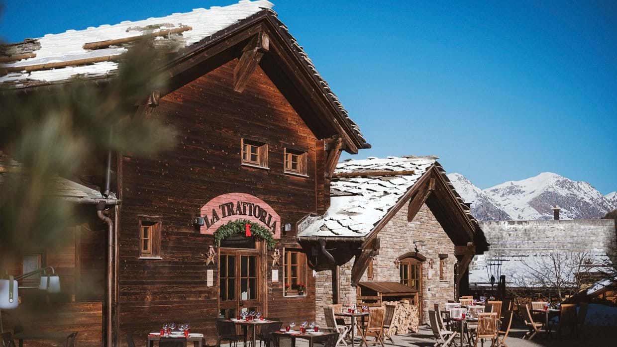 luxury-ski-all-inclusive-sestriere-pragelato-oxford-ski-trattoria-restaurant-external.jpg