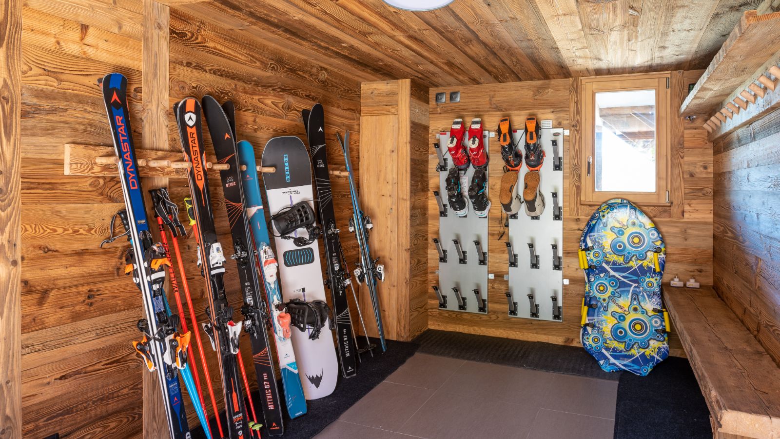 Luxury-ski-chalet-Les Gets-Boot room-Chalet Louis-Oxford-Ski.jpg