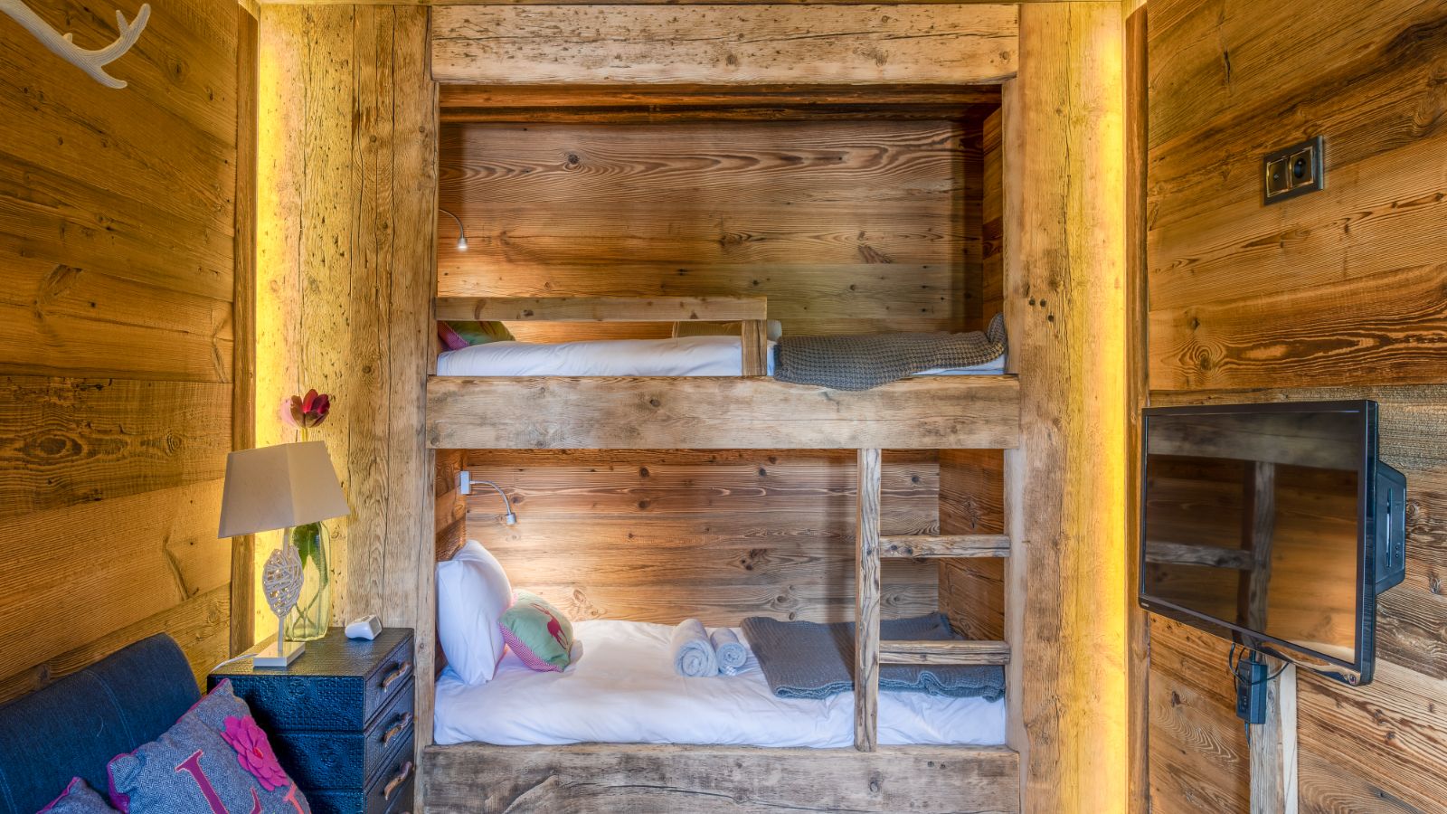 Luxury-ski-chalet-Les Gets-Bunk room-Chalet Louis-Oxford-Ski.jpg