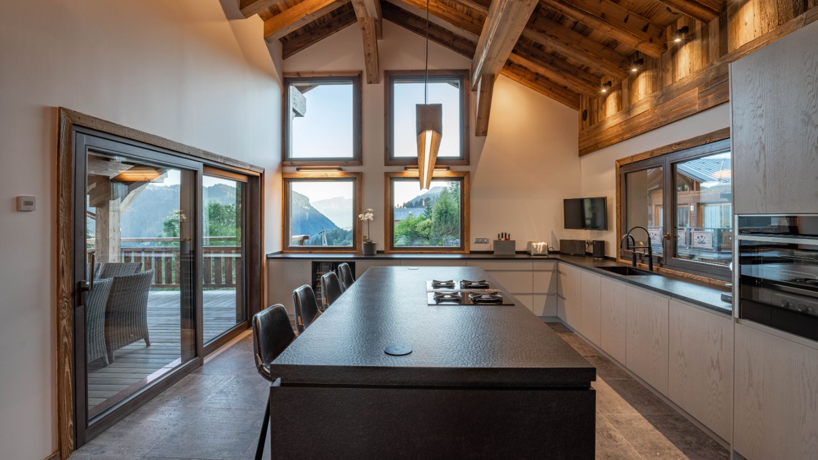 Luxury-ski-chalet-Les Gets-Chalet Genois-Kitchen-Oxford-Ski.jpg