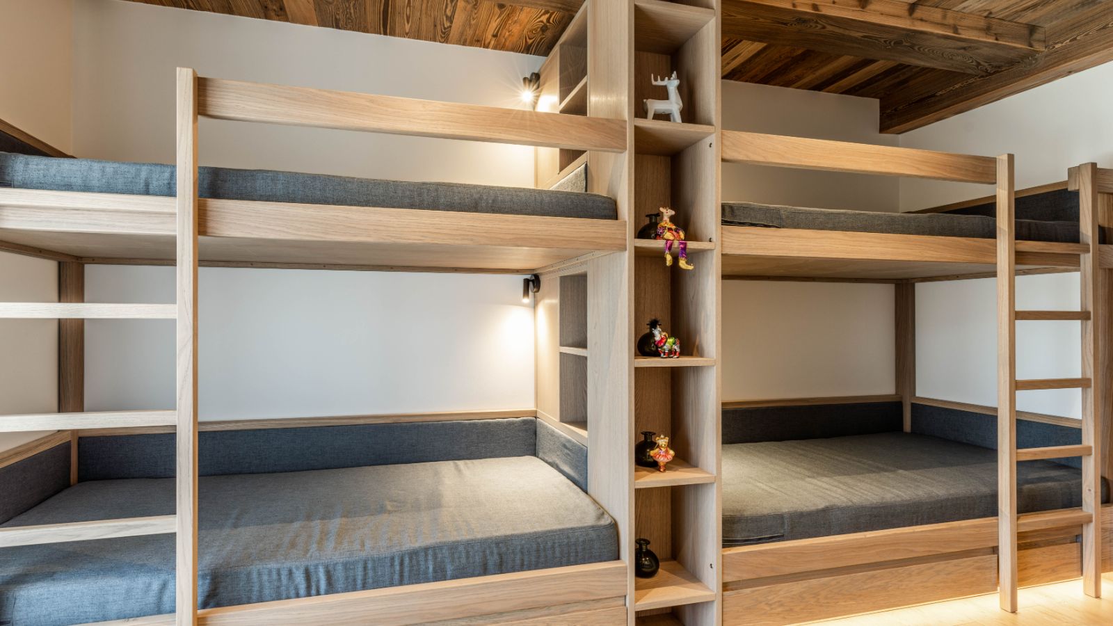 Luxury-ski-chalet-Les Gets-Chalet Genois-Bunk room-Oxford-Ski.jpg
