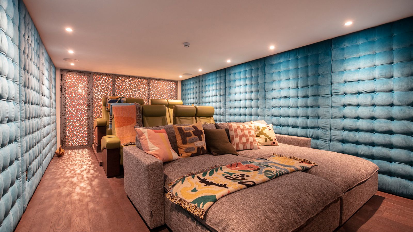 Luxury-ski-chalet-Megeve-Chalet Magic-Cinema-Oxford-Ski.jpg