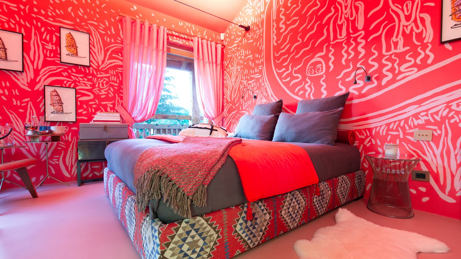 Luxury-ski-chalet-Megeve-Chalet Magic-Bedroom 2-Oxford-Ski.jpg