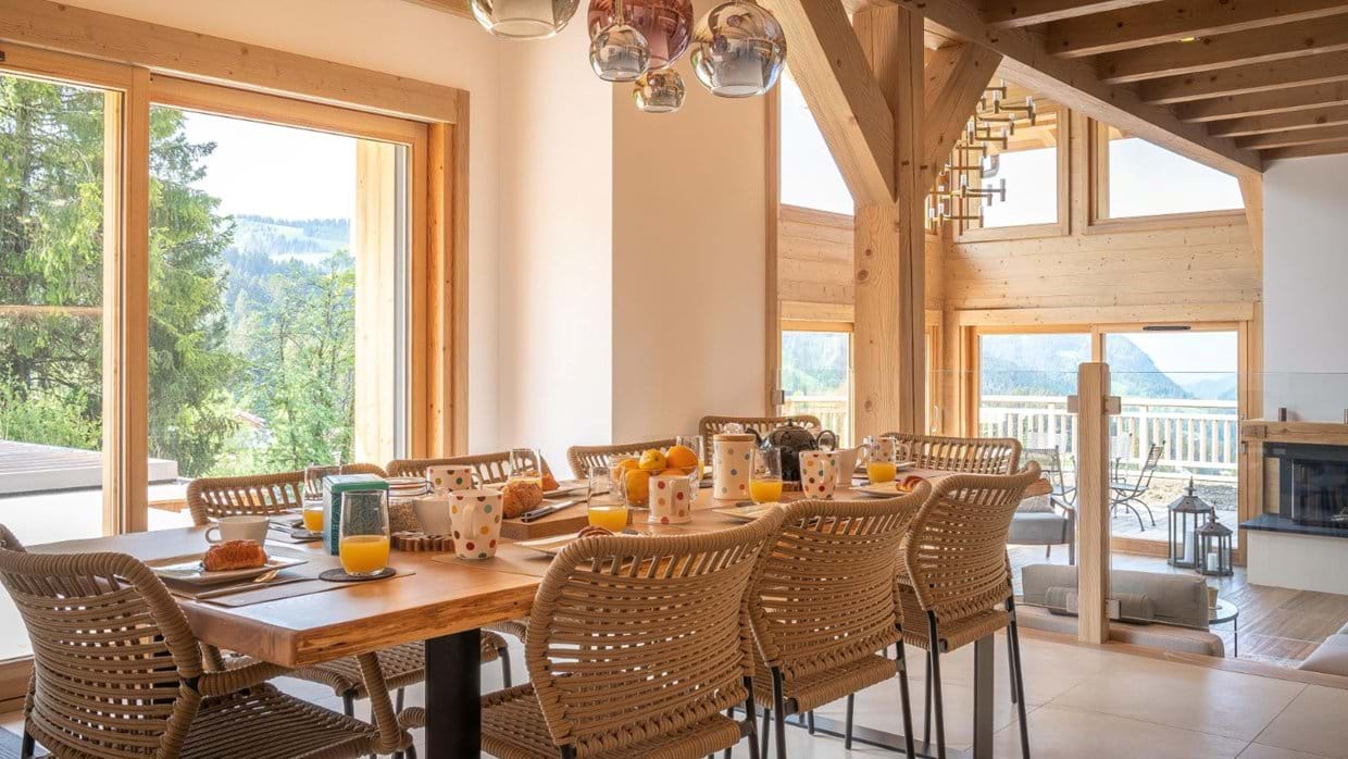 Luxury-ski-chalet-Les Gets-Chalet Valerie-Dining room-Oxford-Ski.jpg