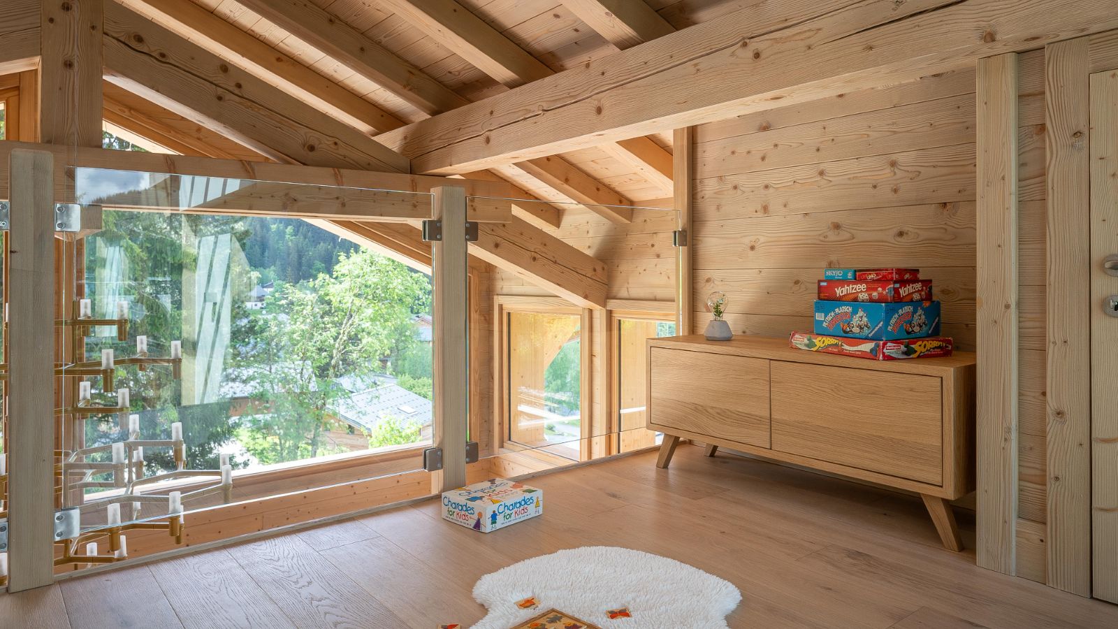 Luxury-ski-chalet-Les Gets-Chalet Valerie-Mezzaine-Oxford-Ski.jpg