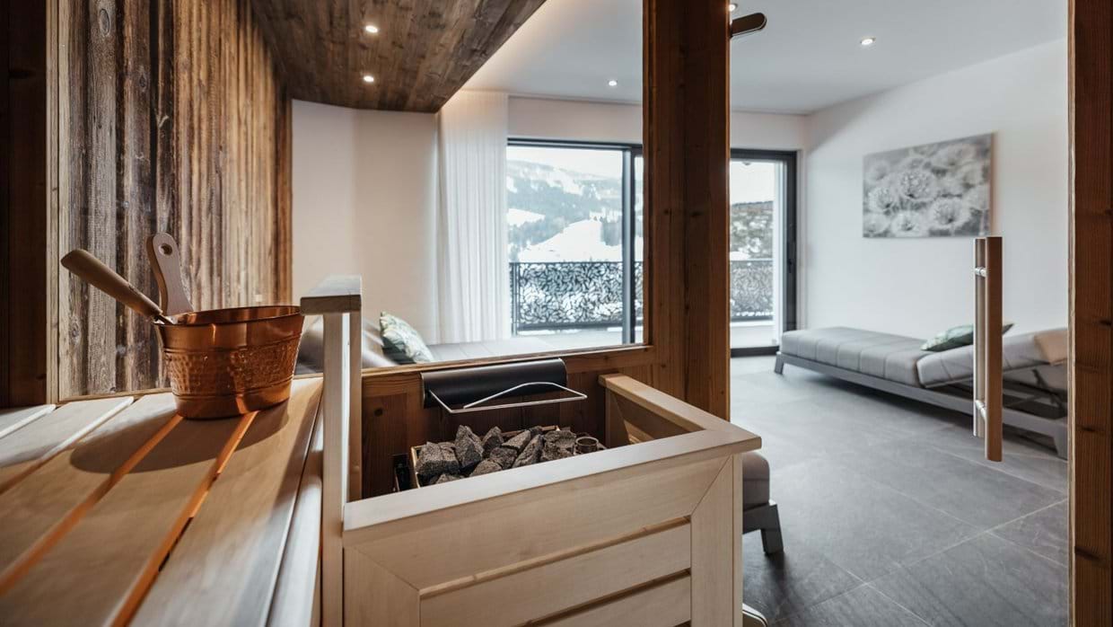 luxury-ski-chalet-val gardena-chalet-filip-oxford-ski-sauna.jpg