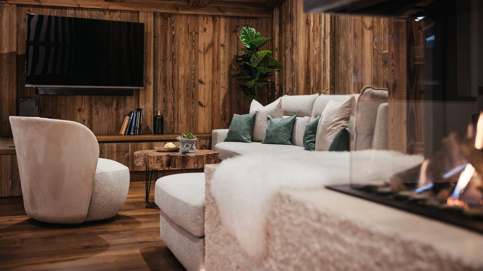 luxury-ski-chalet-val gardena-chalet-filip-oxford-ski-lounge.jpg