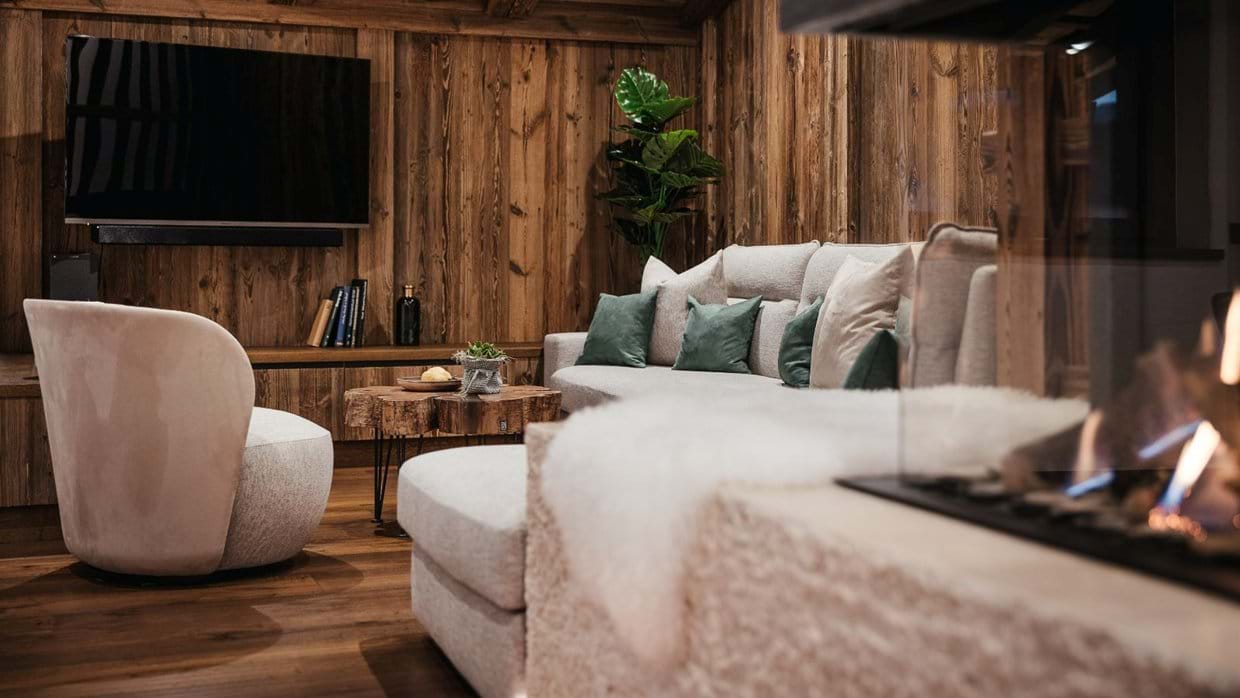 luxury-ski-chalet-val gardena-chalet-filip-oxford-ski-lounge.jpg