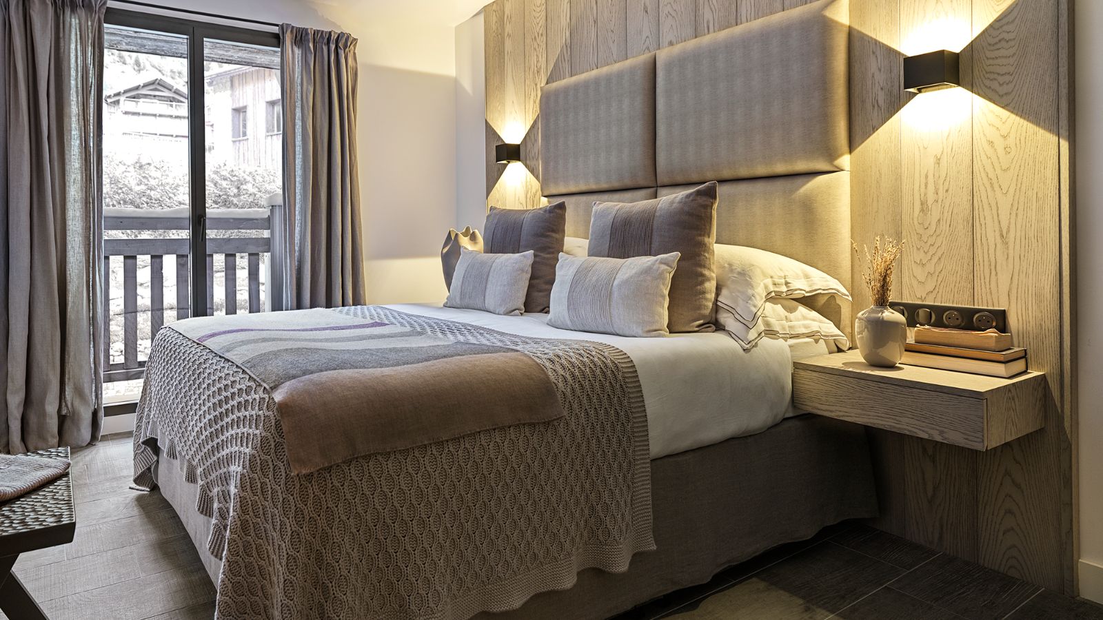 Luxury-Ski-Chalet-Champagny-en-Vanoise- IV Chalet- Bedroom 2-Oxford-Ski.jpg