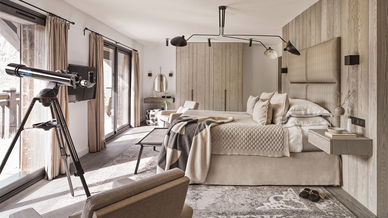 Luxury-Ski-Chalet-Champagny-en-Vanoise- IV Chalet- Master Bedroom 4-Oxford-Ski.jpg