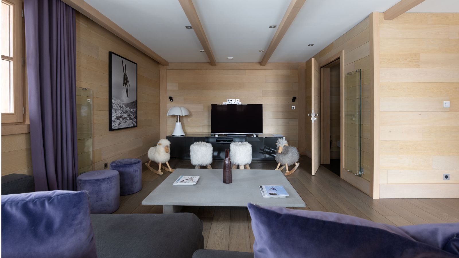 luxury-ski-chalet-courchevel-licorne-oxford-ski-living (3).jpg