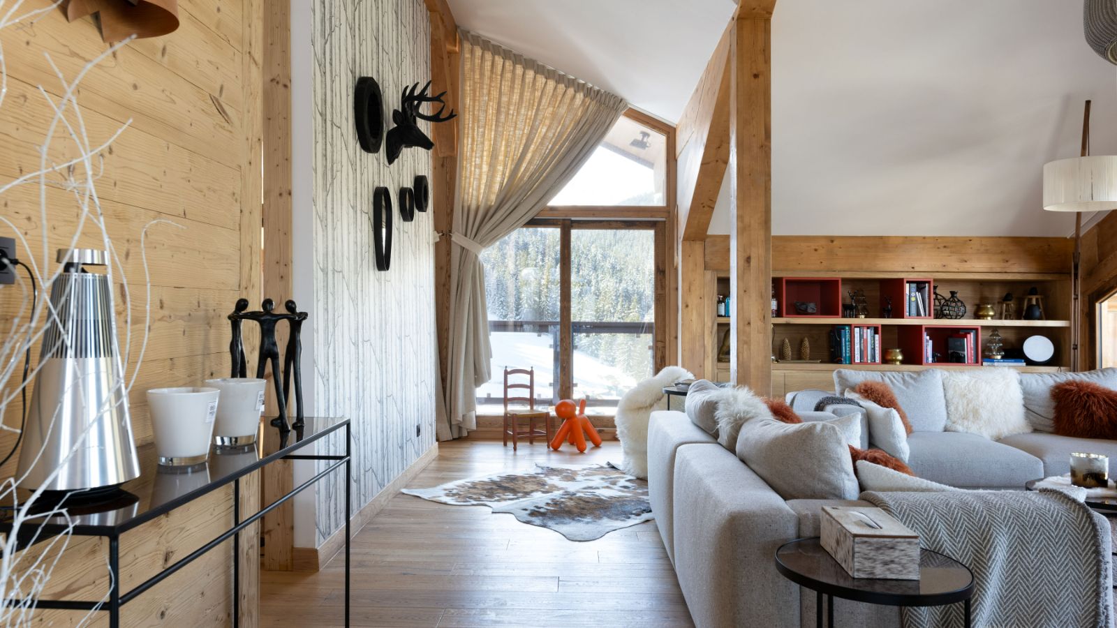 luxury-ski-chalet-courchevel-belladone-oxford-ski-living (1).jpg