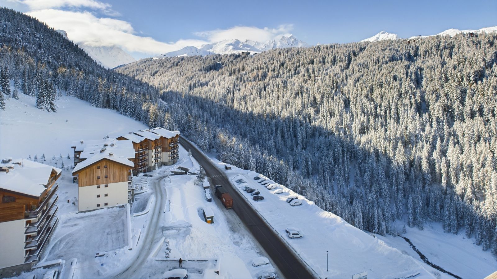 luxury-ski-chalet-courchevel-belladone-oxford-ski-view.jpg