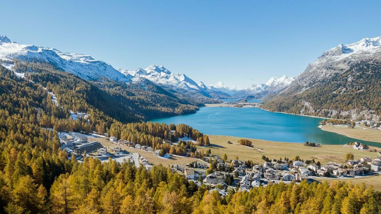 Luxury-Ski-Chalet-Via-dal-Corvatsch-Nira-Alpina-Oxford-Ski-Exterior 2.jpg