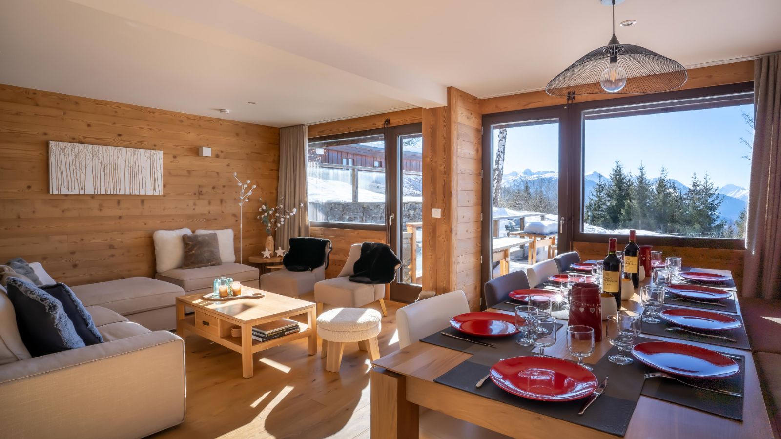 Luxury-Ski-Chalet-Les-Arcs-Chalet-Saint-Barth-Oxford-Ski-Dining.jpg