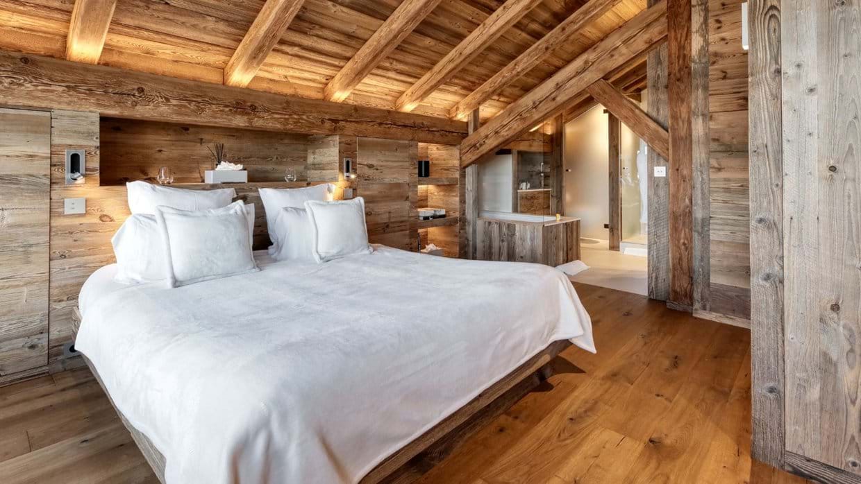 Luxury-Ski-Chalet-Megeve- Chalet Apollo-Bedroom 3-Oxford-Ski.jpg