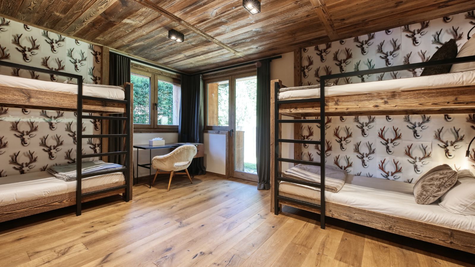 Luxury-Ski-Chalet-Megeve- Chalet Apollo-Bunk beds-Oxford-Ski.jpg