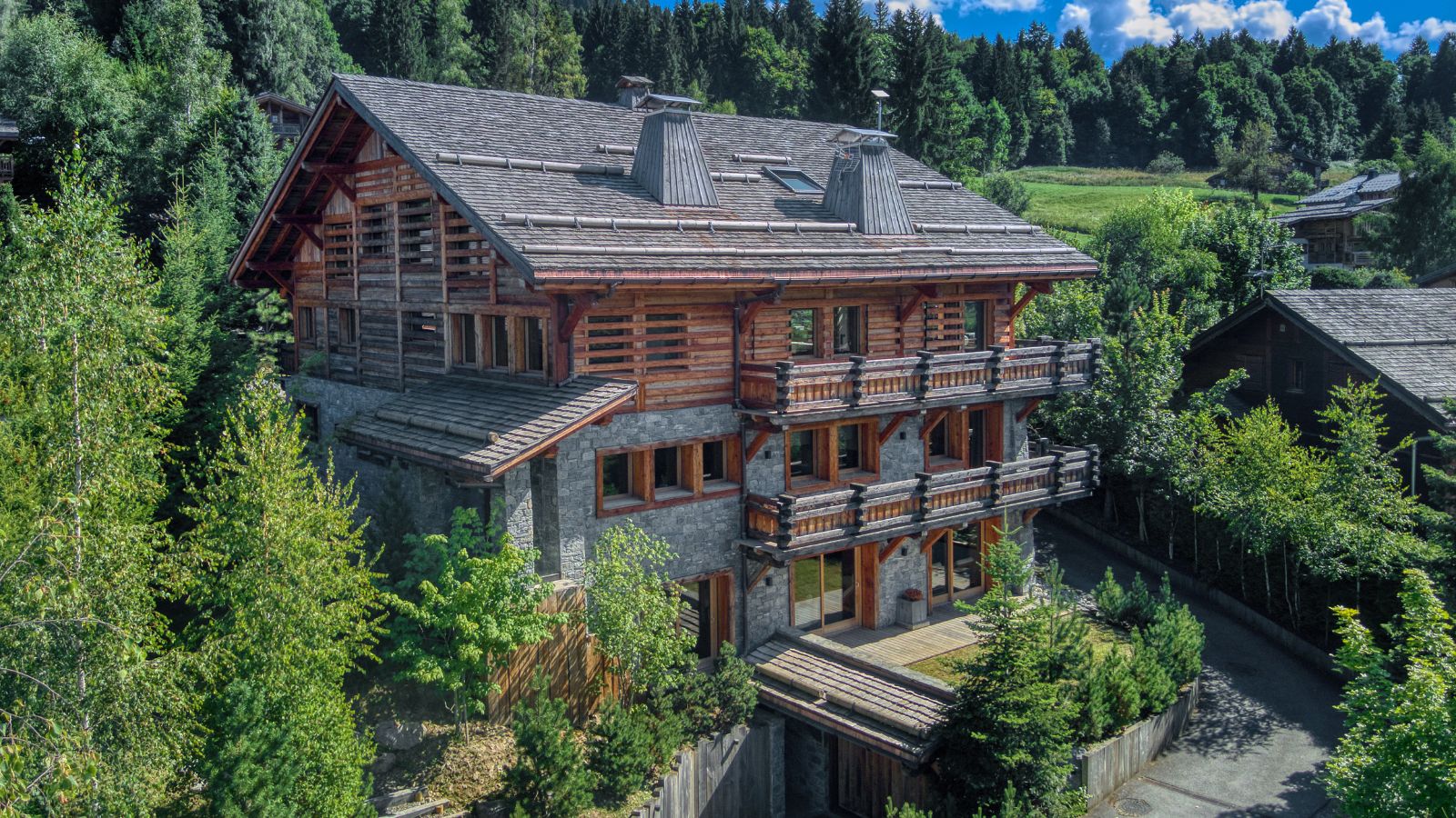 Luxury-Ski-Chalet-Megeve- Chalet Apollo-Exterior-Oxford-Ski.jpg