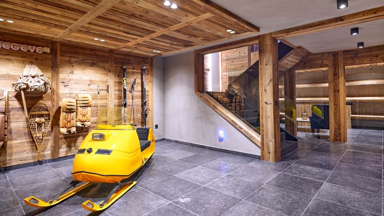 Luxury-Ski-Chalet-Megeve- Chalet Apollo-Foyer-Oxford-Ski.jpeg