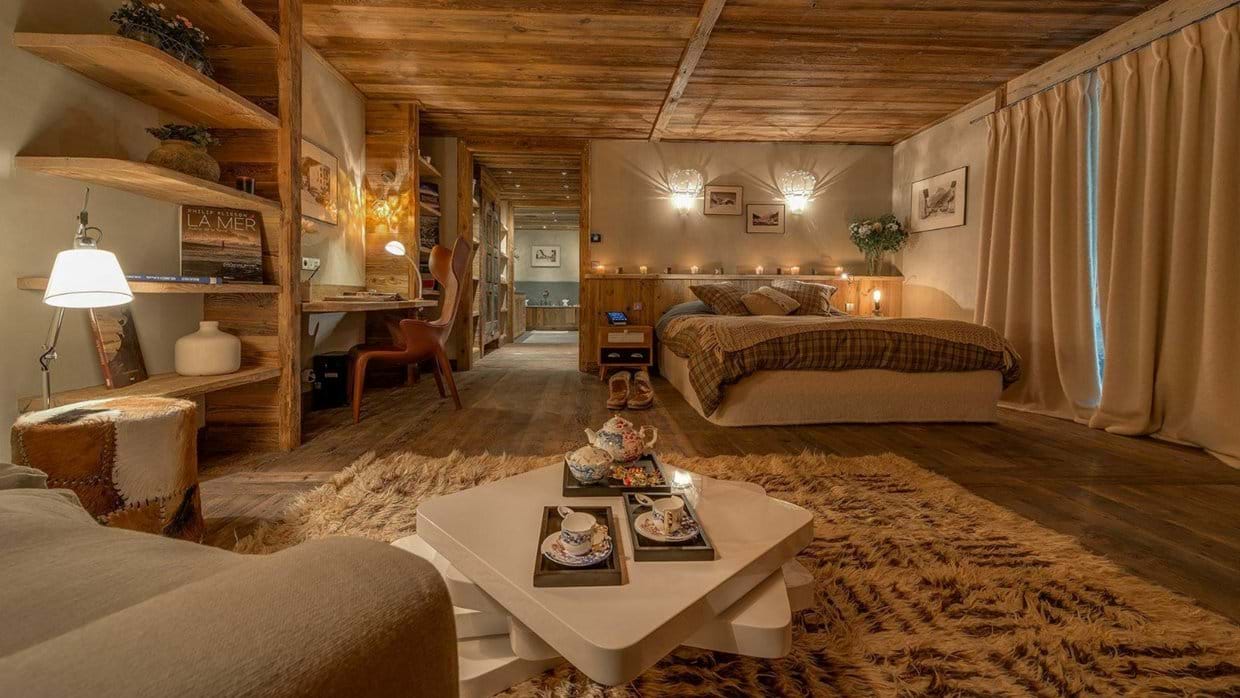 Luxury-Ski-Chalet-Val-d-Isere-Chalet-Husky-Oxford-Ski-Bedroom (5).jpg