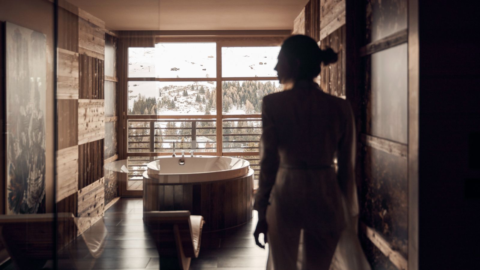 Luxury-Ski-Hotel-Alpe-Di-Siusi-COMO-Alpina-Dolomites-Oxford-Ski-Bathroom.jpg