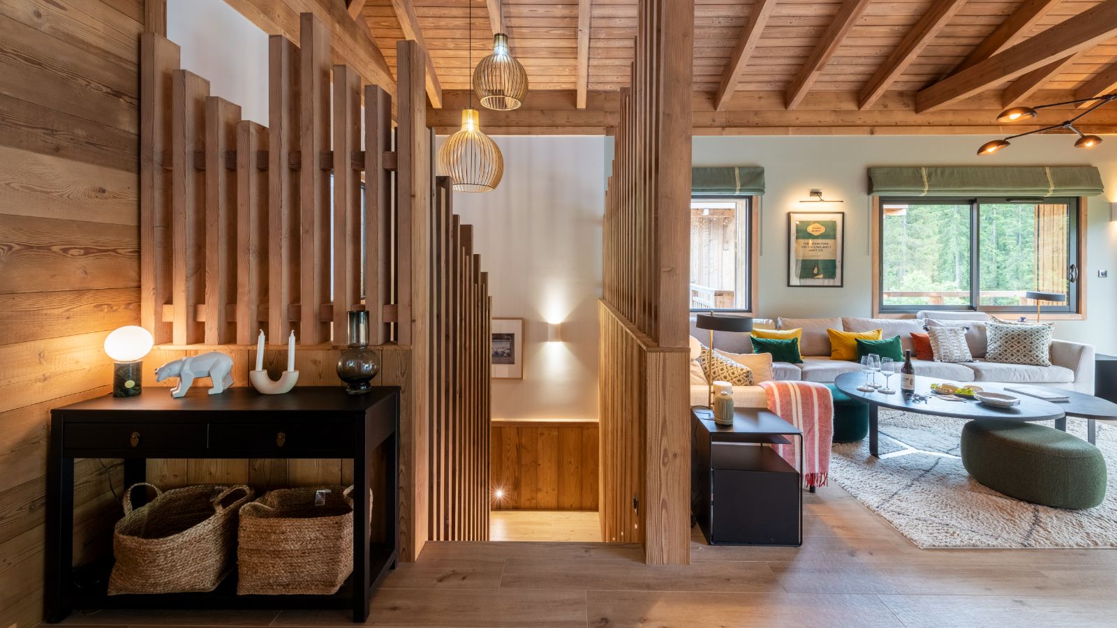 Luxury-Ski-Chalet-Morzine-Chalet-Cascades-Oxford-Ski-Bedroom (24).jpg