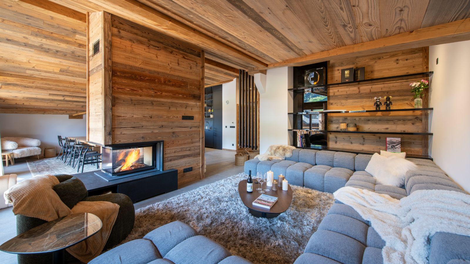 Luxury-Ski-Chalet-Les-Gets-Apartment-Chavinaud-Oxford-Ski-Lounge.jpg