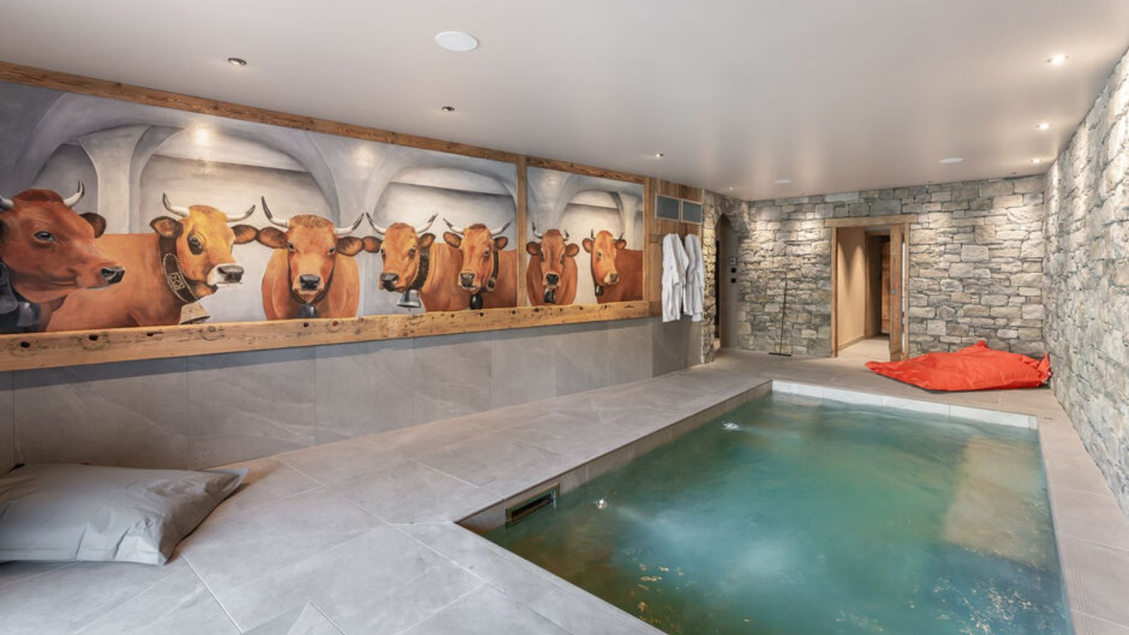 luxury-ski-chalet-st-martin-de-belleville-chalet-ferme-dedouard-oxford-ski-swimming-pool (1).jpg