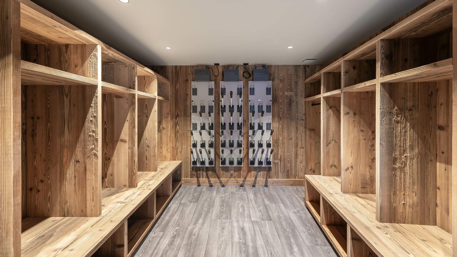 luxury-ski-chalet-st-martin-de-belleville-chalet-ferme-dedouard-oxford-ski (7).jpg