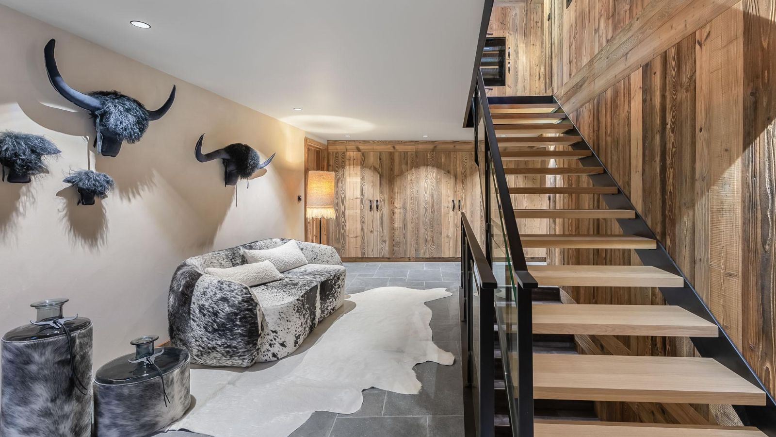 luxury-ski-chalet-st-martin-de-belleville-chalet-ferme-dedouard-oxford-ski (8).jpg