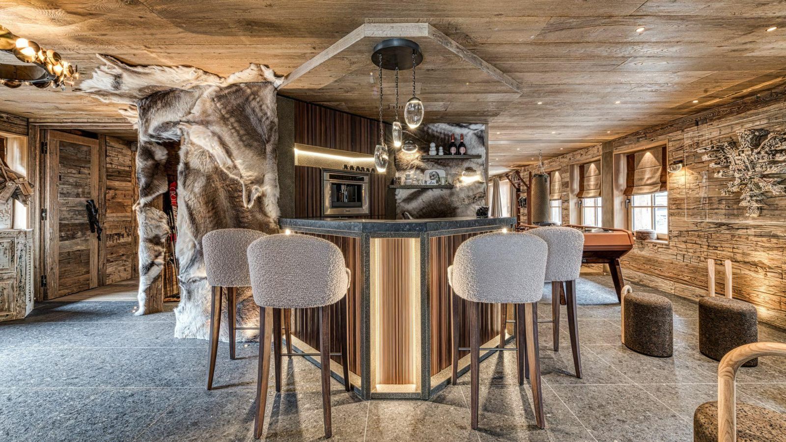 Luxury-Ski-Chalet-Val-D-Isere-Chalet-Markhor-Oxford-Ski-Bar.jpg