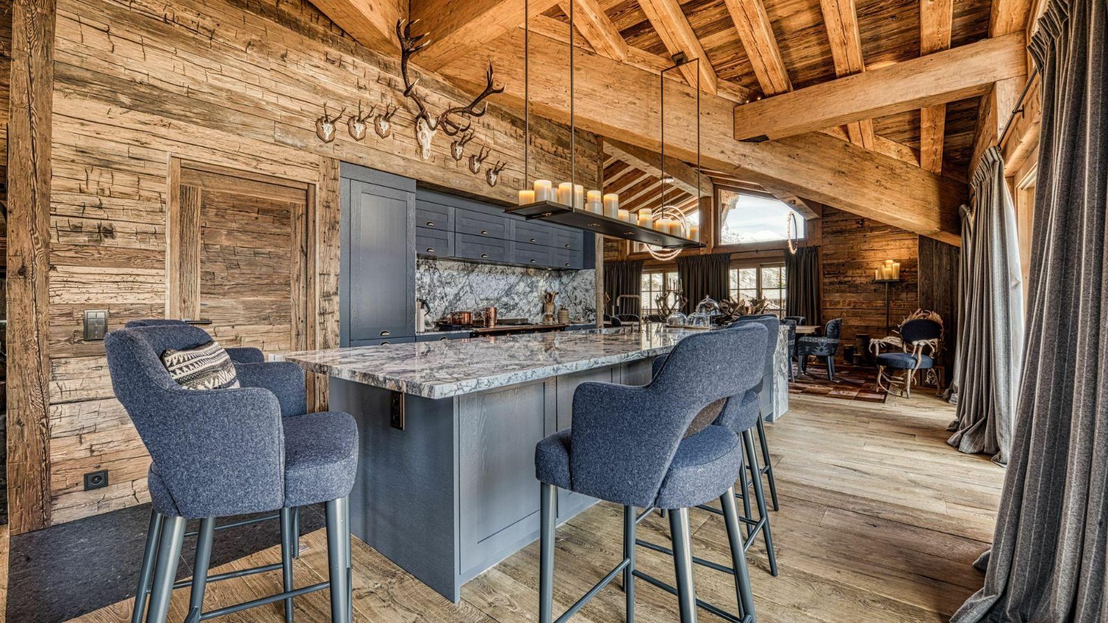 Luxury-Ski-Chalet-Val-D-Isere-Chalet-Markhor-Oxford-Ski-Kitchen.jpg