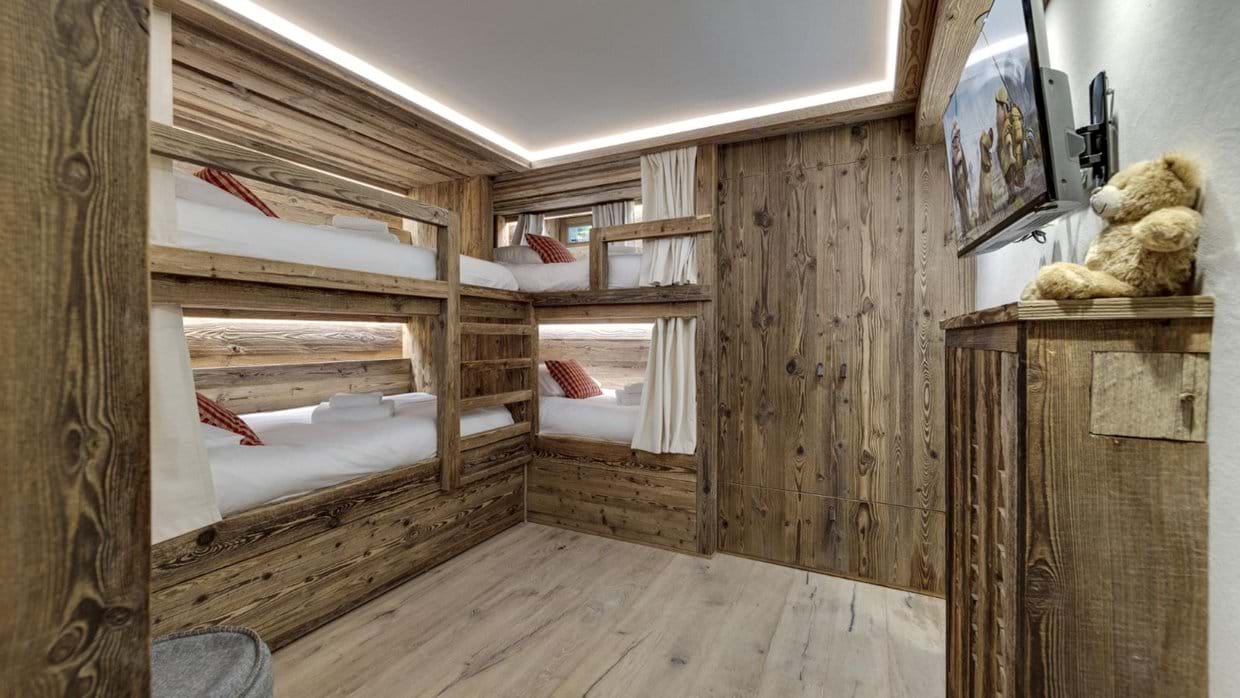 Luxury-Ski-Chalet-Val-D-Isere-Chalet-Neve-Oxford-Ski-Bunk-Bedroom.jpg