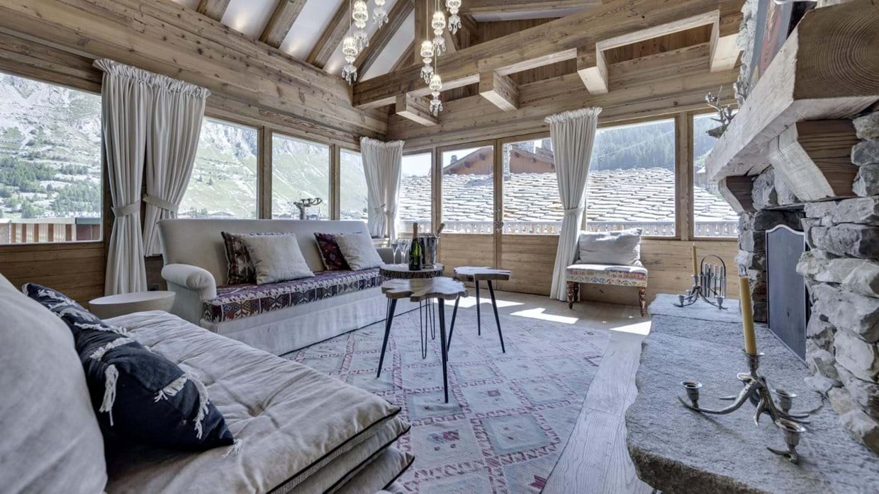 Luxury-Ski-Chalet-Val-D-Isere-Chalet-Neve-Oxford-Ski-Fireplace.jpg