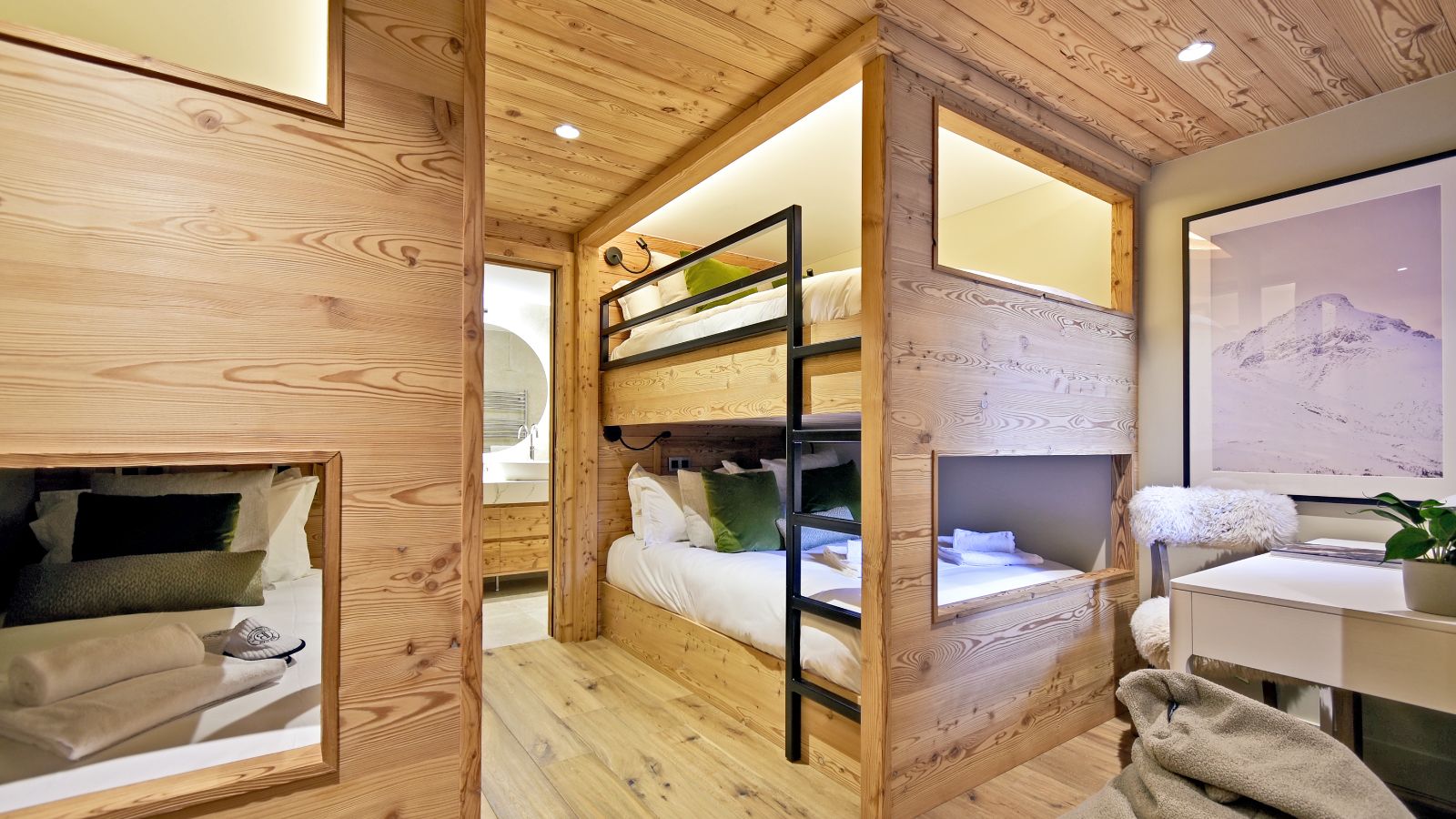 Luxury-ski-chalet-St Martin de Belleville- Chalet Snowfall- Bunkroom- Oxford-Ski.jpg