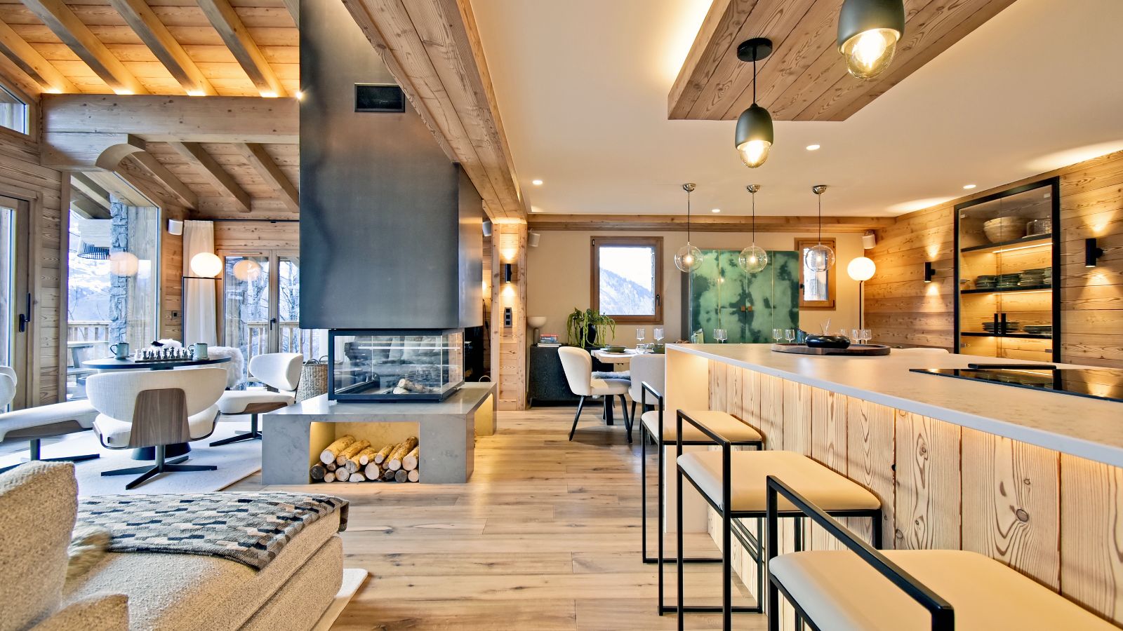 Luxury-ski-chalet-St Martin de Belleville- Chalet Snowfall- Living area- Oxford-Ski.jpg