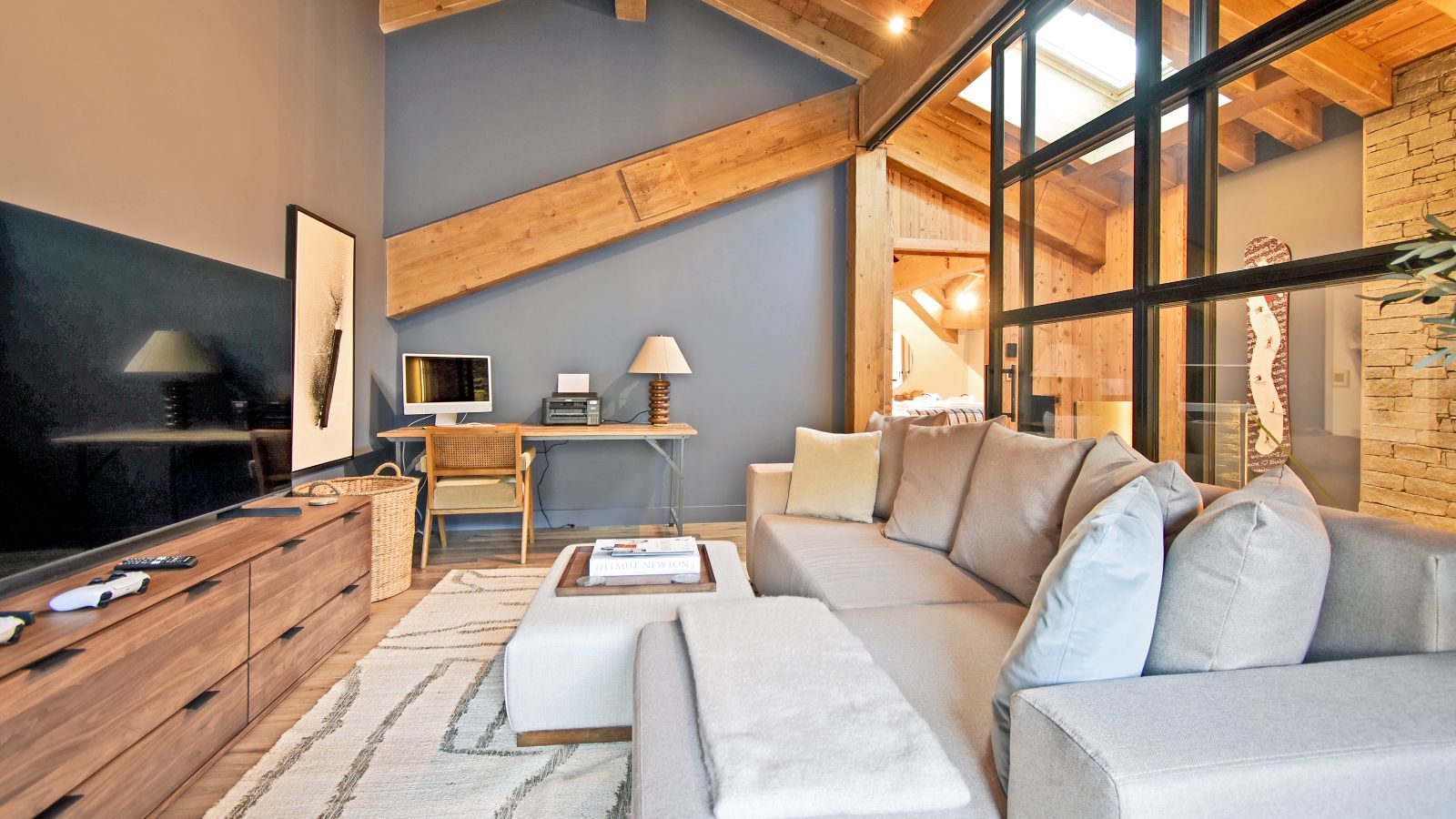 Luxury-ski-chalet-St Martin de Belleville- Chalet Snowfall- TV room- Oxford-Ski.jpg