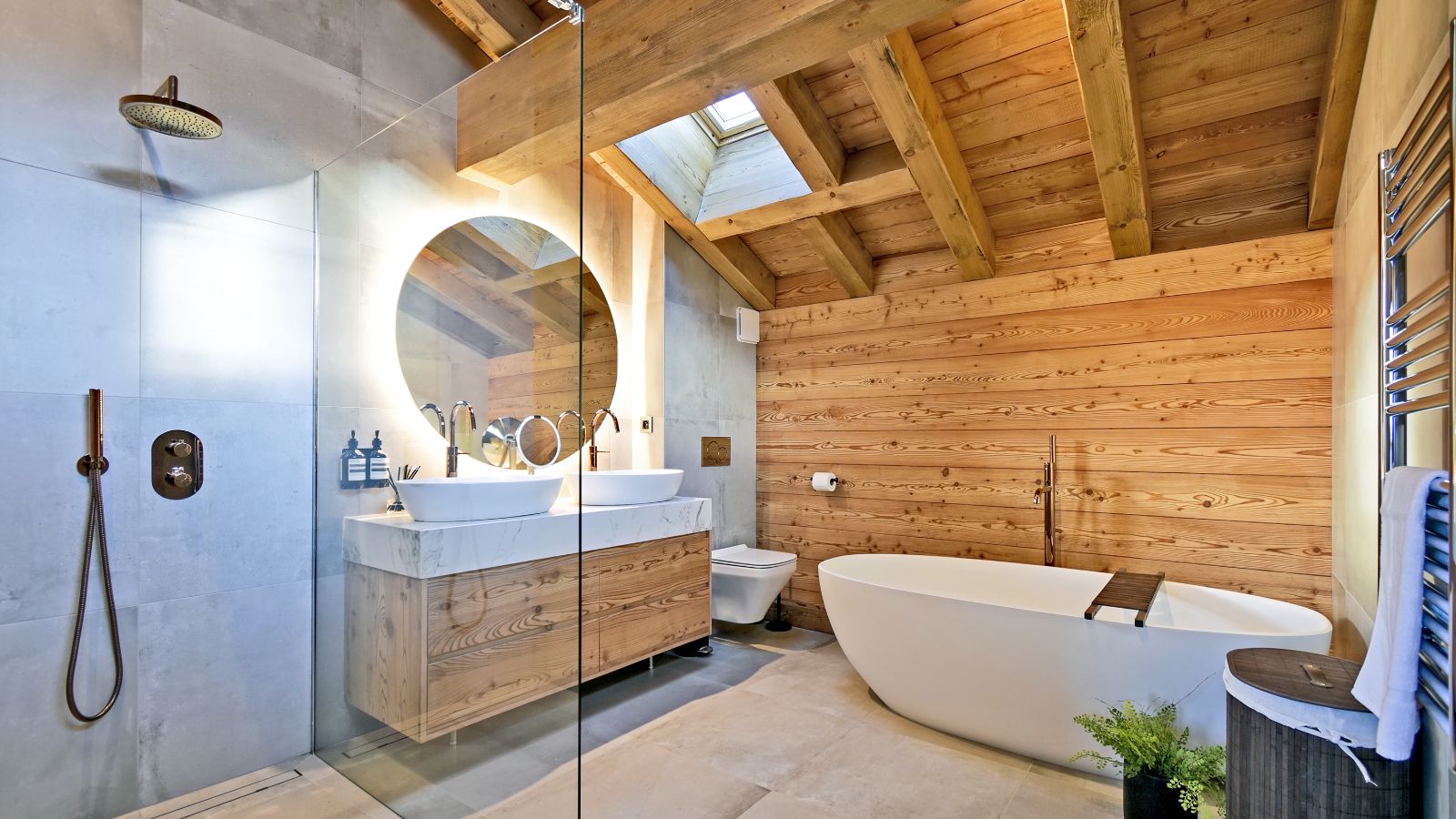Luxury-ski-chalet-St Martin de Belleville- Chalet Snowfall- Bathroom 1- Oxford-Ski.jpg