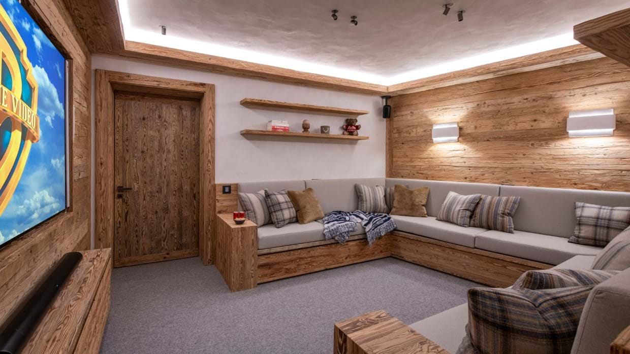 Luxury-Ski-Chalet-Verbier-Chalet-La-Rochette-Oxford-Ski-Cinema.jpg