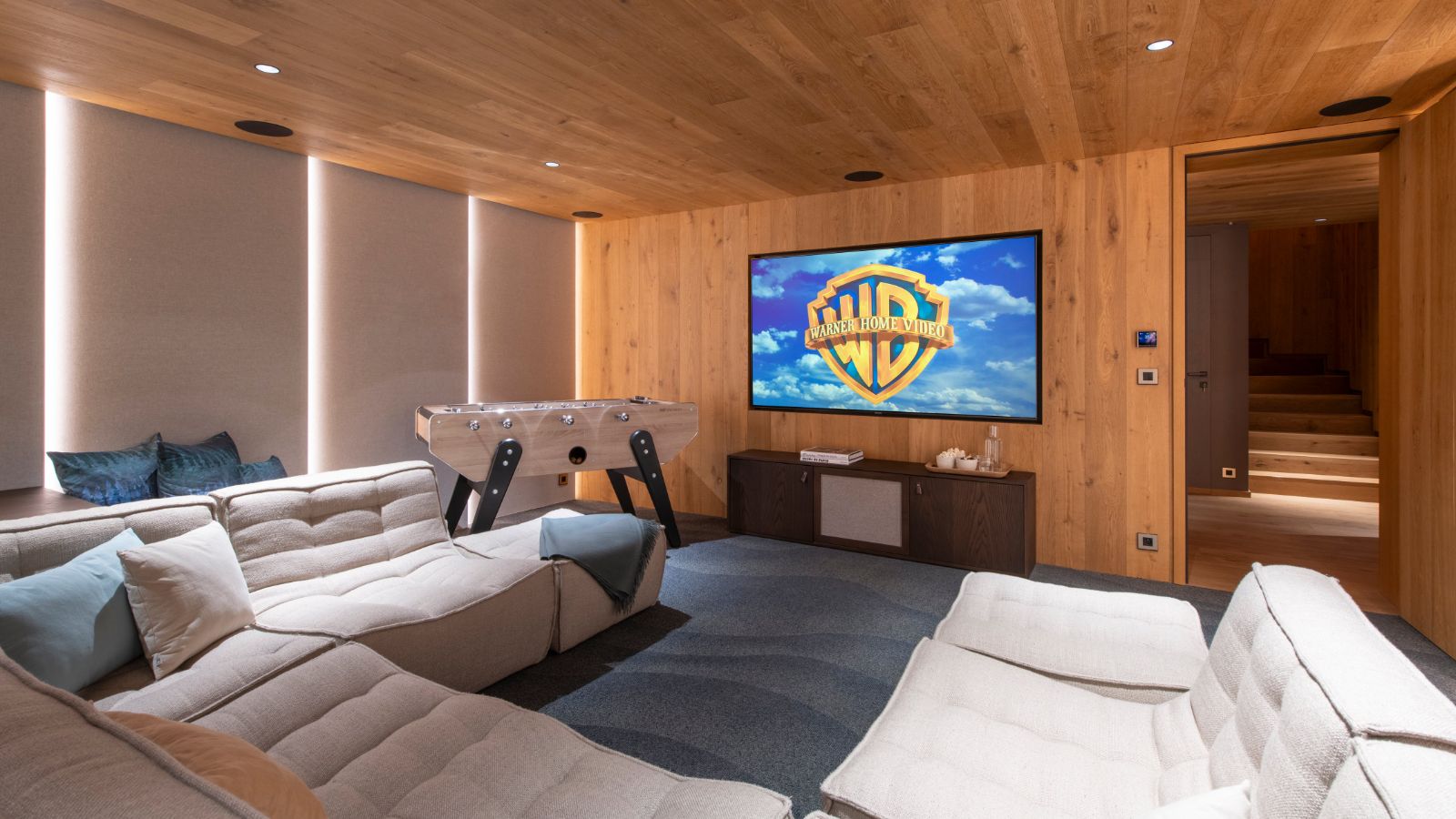 LuxurySki-Chalet-Courchevel-Chalet-Ascension-Oxford-Ski-Cinema.jpg