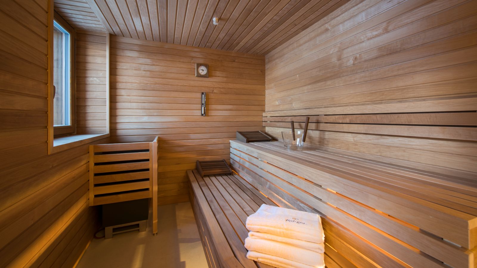 Luxury-Ski-Chalet-Lech-Balegia-3-Oxford-Ski-Sauna.jpg
