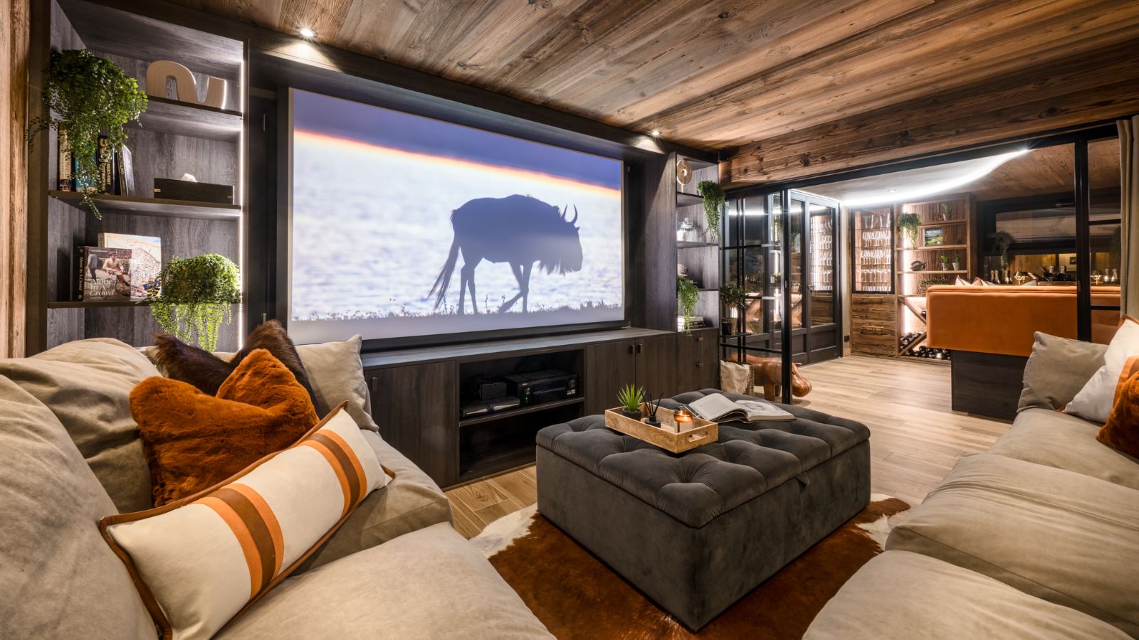 Luxury-Ski-Chalet-Morzine-The-Bungo-Oxford-Ski-TV-Lounge.jpg