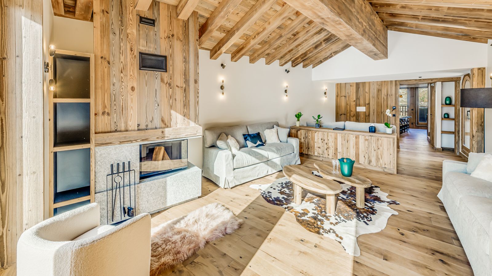 luxury-ski-chalet-val-disere-apartment-aurora-oxford-ski-living (2).jpg