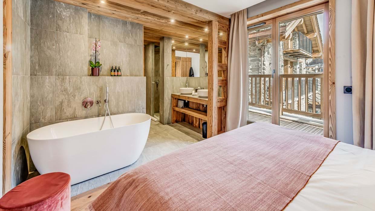 Apartment Luna, Val d’Isère - Consensio - Bathroom 1.1.jpg