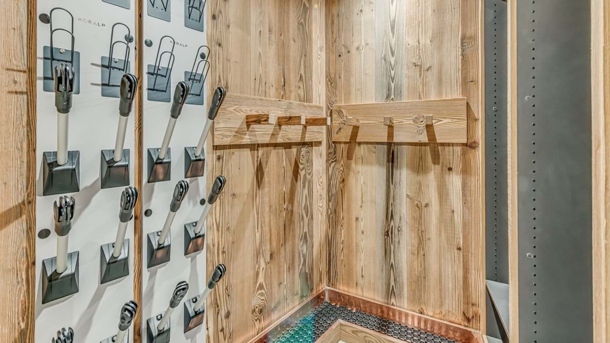 Apartment Luna, Val d’Isère - Consensio - Ski Room.jpg