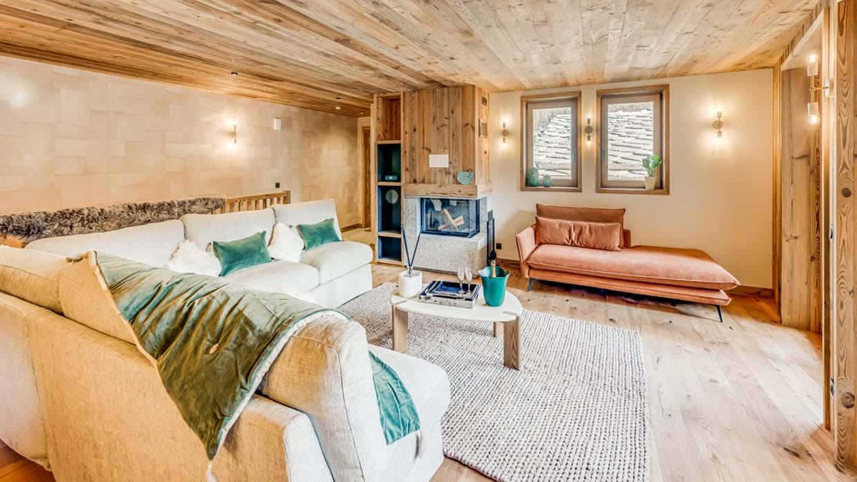 Apartment Ceres, Val d’Isère - Consensio - Living Room 1.jpg