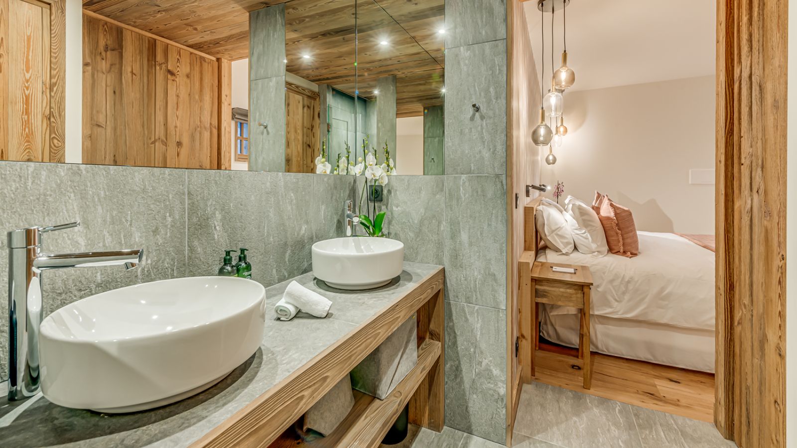 Apartment Ceres, Val d’Isère - Consensio - Bathroom 2.jpg