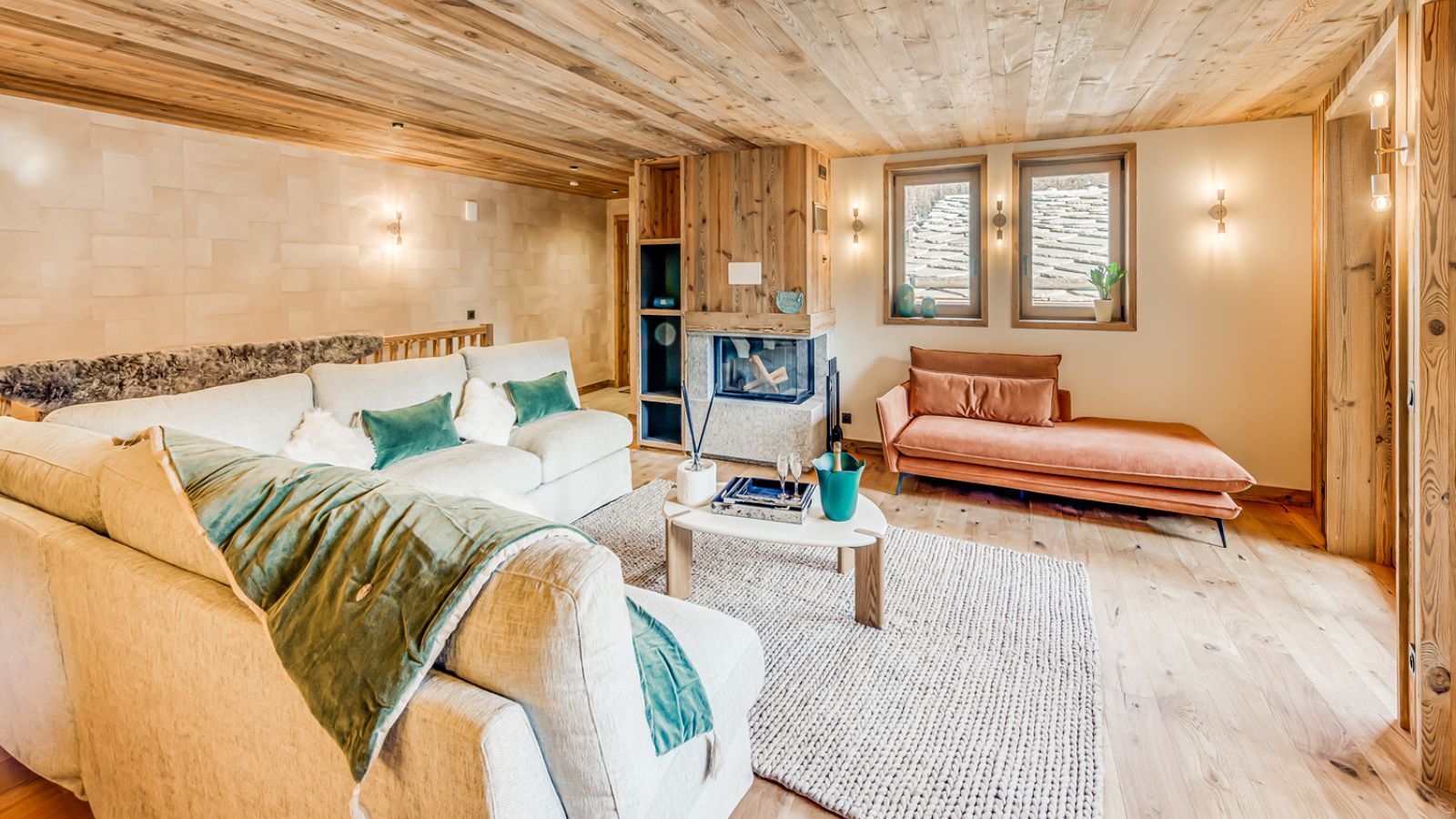 Apartment Ceres, Val d’Isère - Consensio - Living Room 1.jpg