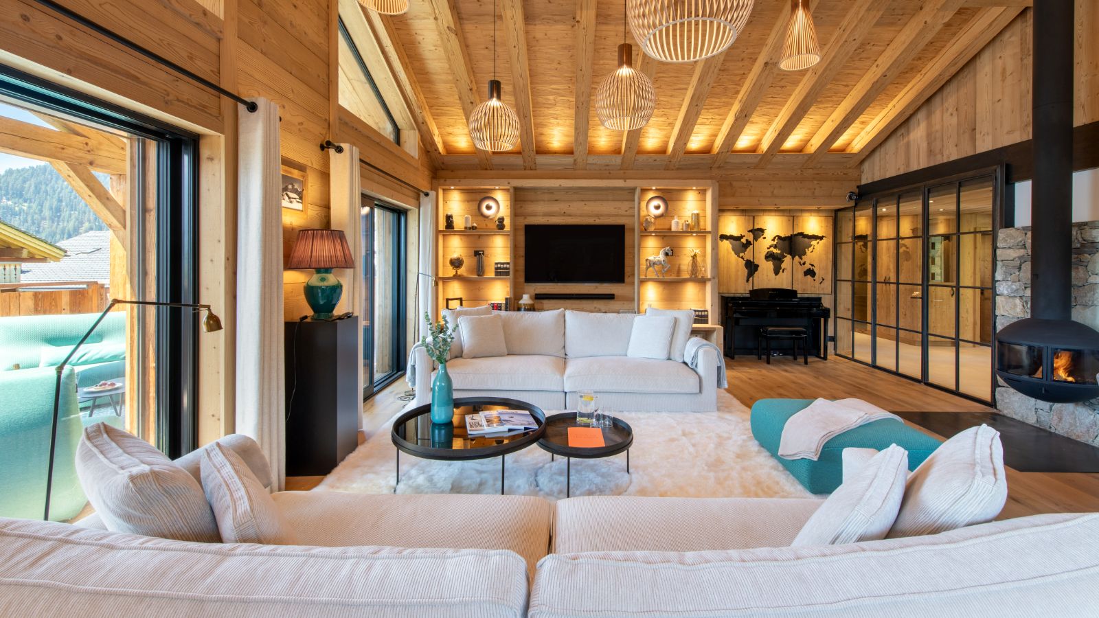 Luxury-Ski-Chalet-Verbier-Chalet-Ranch-Oxford-Ski-Lounge3.jpg