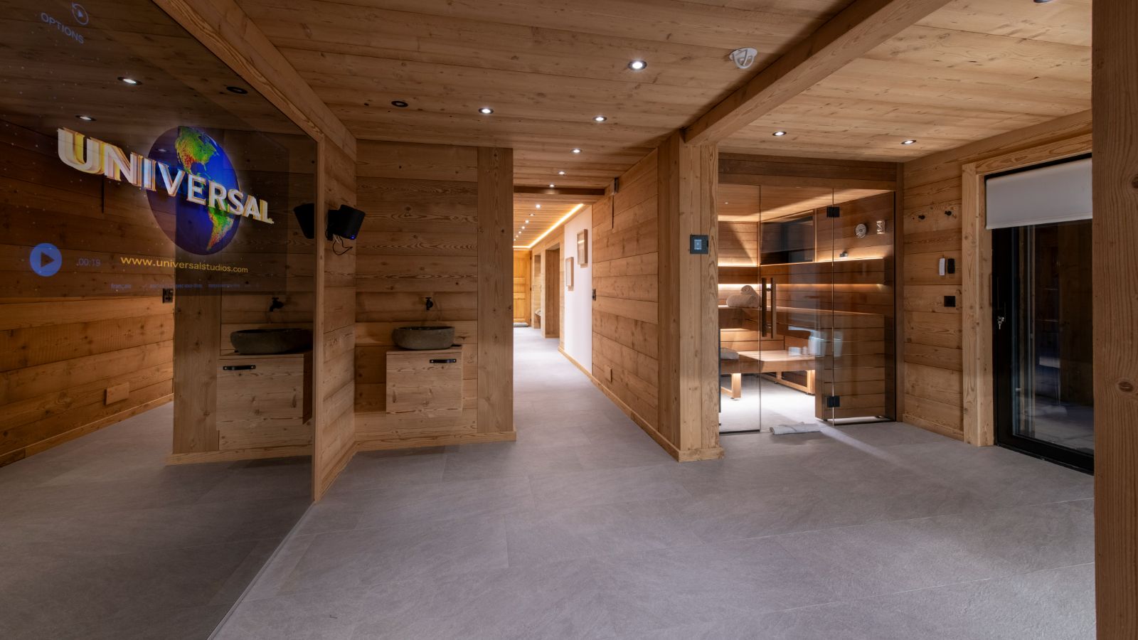 Luxury-Ski-Chalet-Verbier-Chalet-Ranch-Oxford-Ski-Spa.jpg